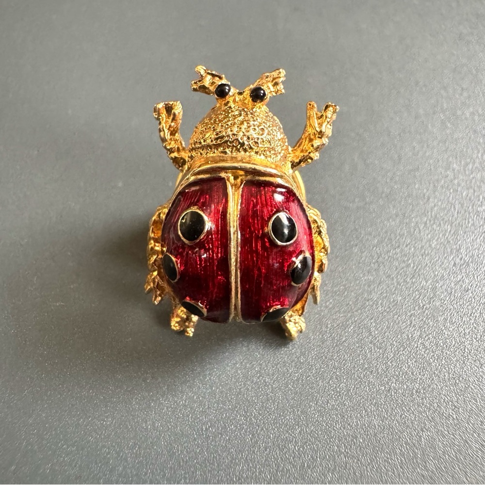 Vintage Gold Tone Red Enamel Mini Ladybug Pin Figural Insect Brooch Whimsical